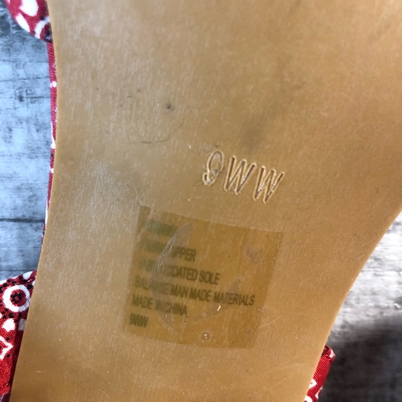 Torrid Red Bandana Print Chunky Cork Heels Ankle Buckle Size 9WW Women - Picture 15 of 16